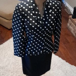 2 piece skirt suit size 8